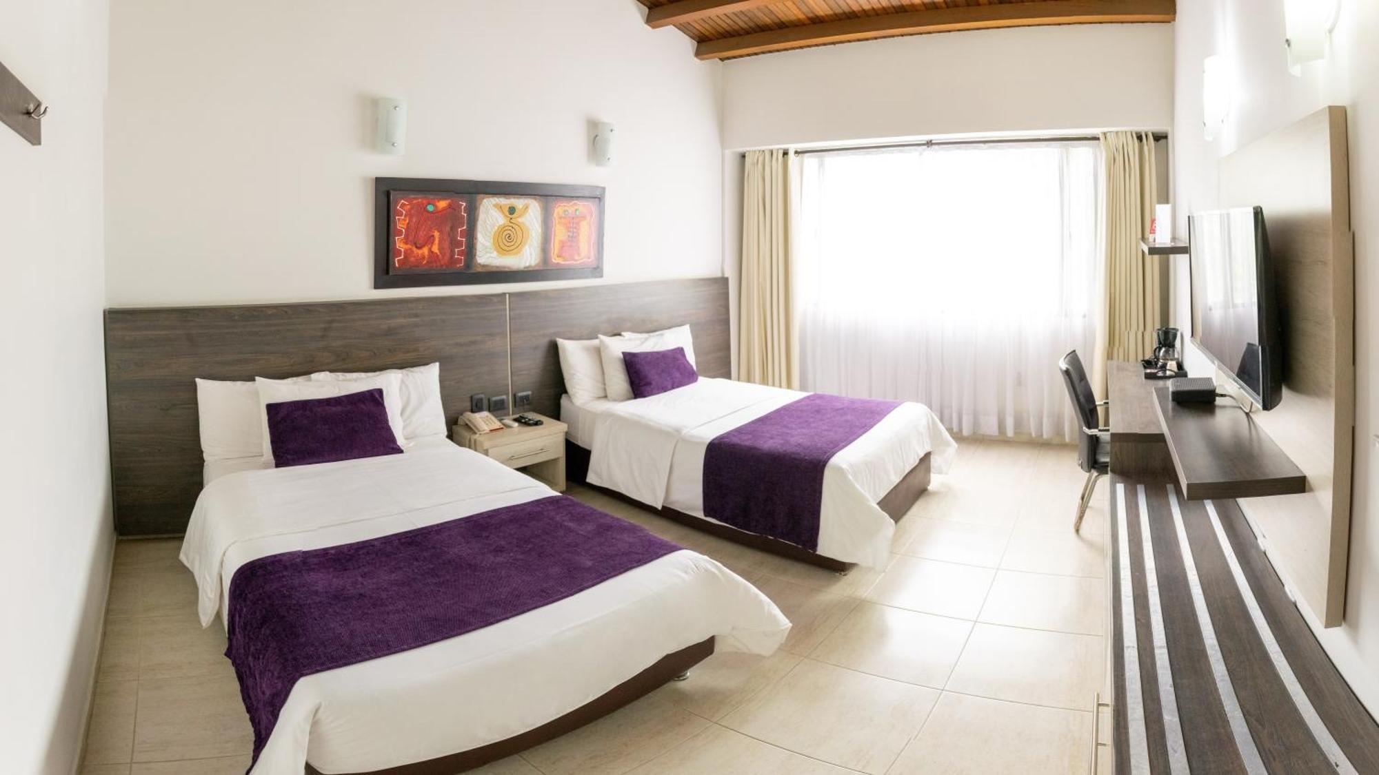 Hotel San Juan Internacional Girón Buitenkant foto