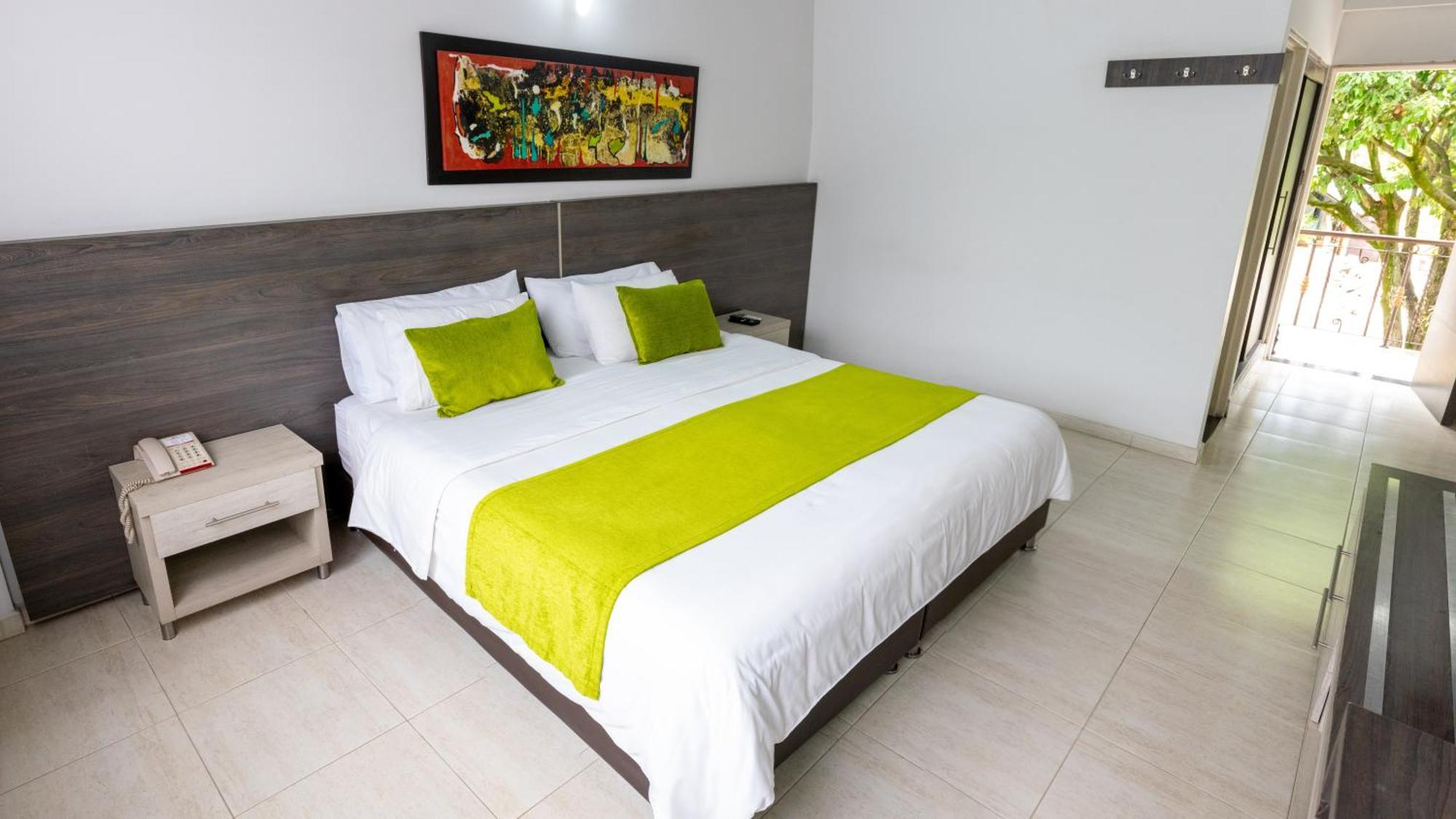 Hotel San Juan Internacional Girón Buitenkant foto